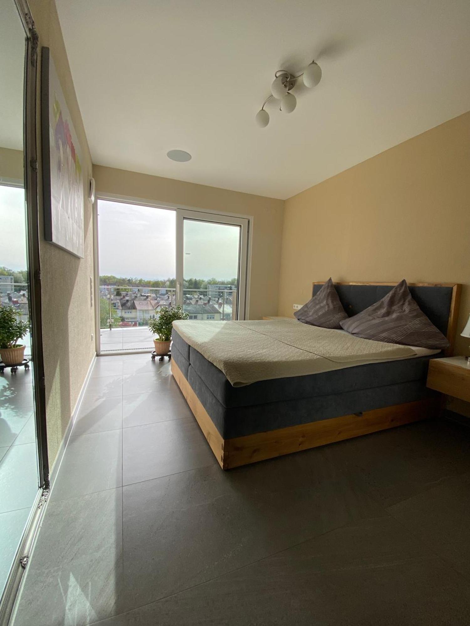 Penthouse Apartment Mit Alpenblick フリードリヒスハーフェン エクステリア 写真