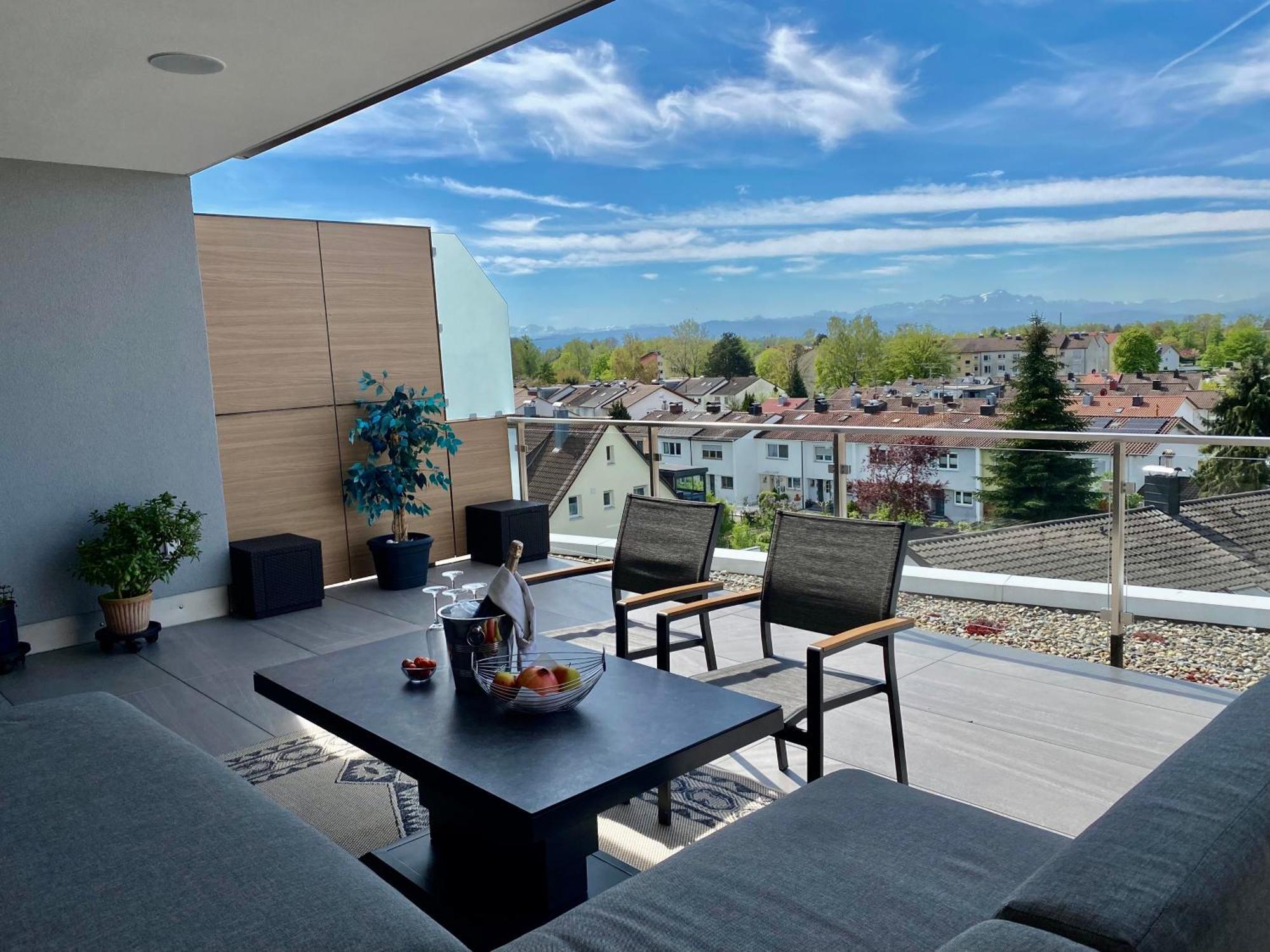 Penthouse Apartment Mit Alpenblick フリードリヒスハーフェン エクステリア 写真